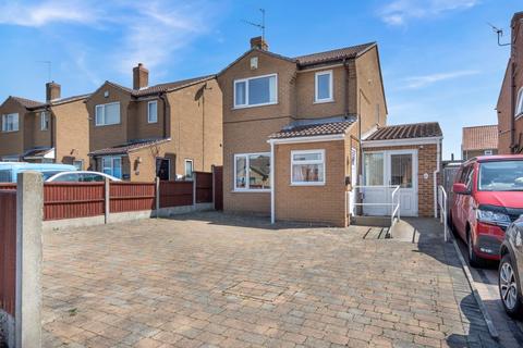 4 bedroom detached house for sale, Whitby Road, Doncaster, South Yorkshire