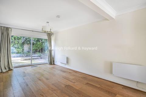 4 bedroom house to rent, Cottenham Park Road London SW20