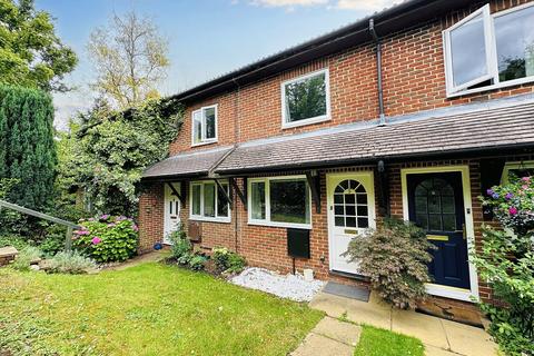 2 bedroom terraced house for sale, Hillside Close, Headley Down, Hampshire