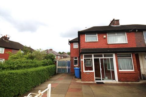 3 bedroom semi-detached house for sale, Kings Lane, Stretford, M32 8GG