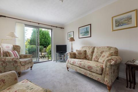 43 Carleton Gate, Giffnock, Glasgow, G46 6NU