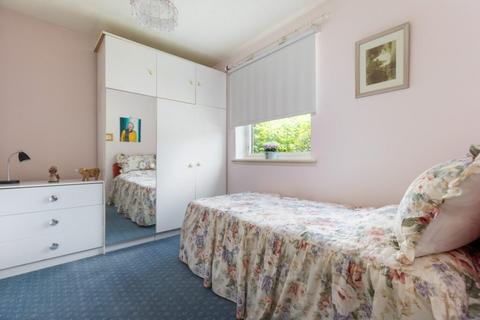 43 Carleton Gate, Giffnock, Glasgow, G46 6NU