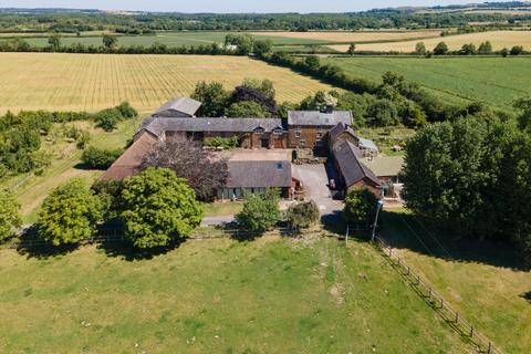 7 bedroom farm house for sale, Langdon Lane, Radway, WARWICK, Warwickshire, CV35