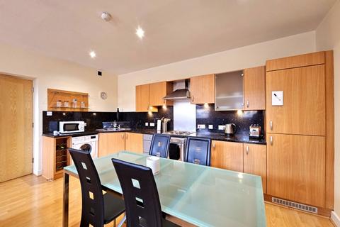 2 bedroom apartment to rent, City Central 27 Wellington Street, Leeds LS1