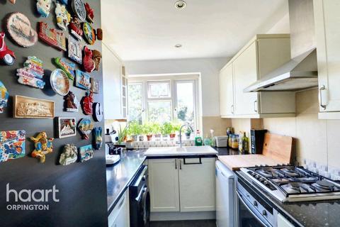 2 bedroom maisonette for sale, Oakdene Road, Orpington