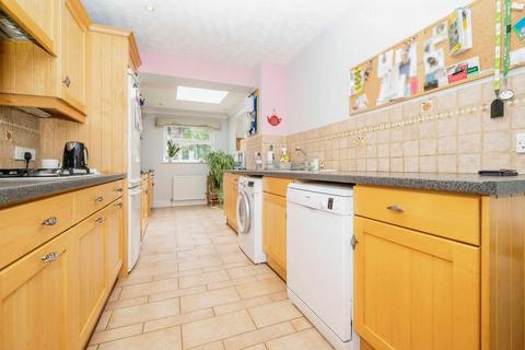 4 bedroom detached house for sale, The Rhymes, Hemel Hempstead HP1