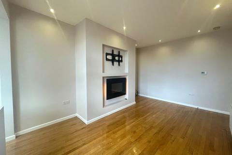 2 bedroom flat to rent, Aldwych Street, South Shields