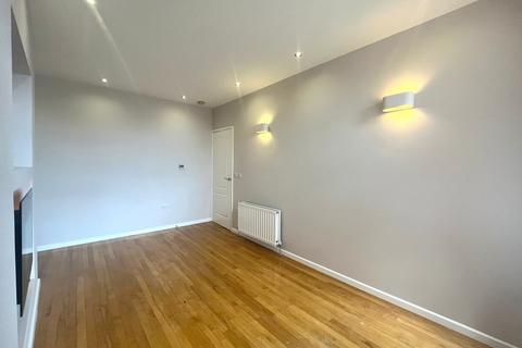 2 bedroom flat to rent, Aldwych Street, South Shields