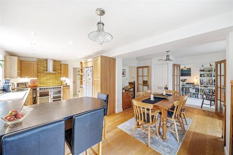 4 Springfields, East Chinnock, Yeovil, BA22 9EW