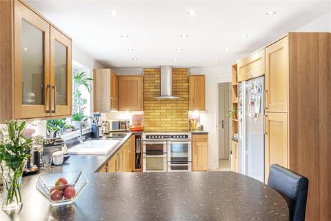 4 Springfields, East Chinnock, Yeovil, BA22 9EW