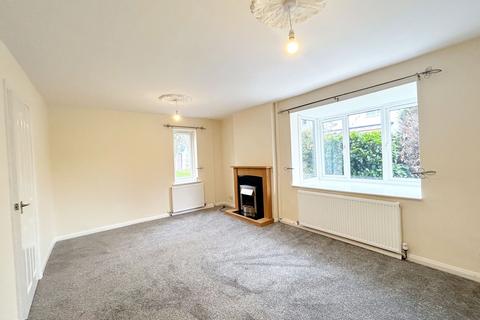 3 bedroom detached house to rent, Saddlecote, Manchester M28