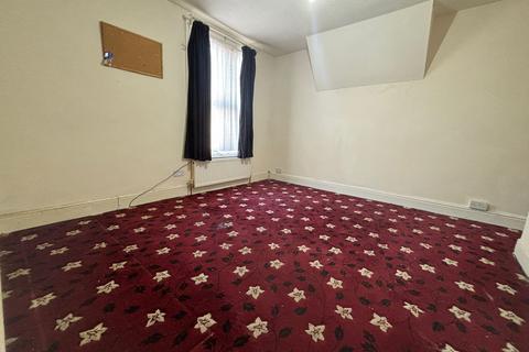 31 Anderson Road, Smethwick, B66 4AR