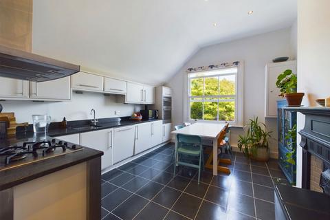 2 bedroom flat for sale, Wilbury Gardens, Hove, BN3 6HQ