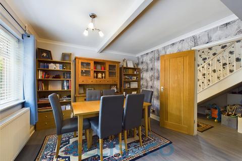 3 bedroom semi-detached house for sale, Burns Crescent, Tonbridge, TN9