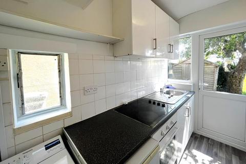 undefined, Fairfax Road, Woking GU22
