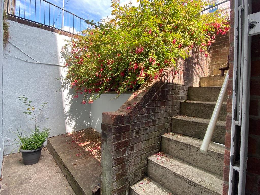 16a Brighton FS