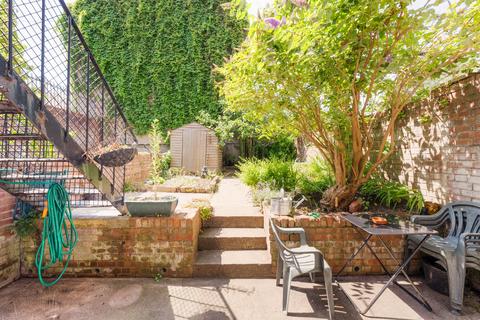 16a Brighton Street, Bristol, BS2 8XA