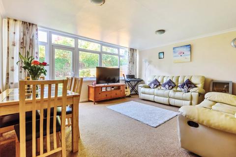 3 bedroom maisonette for sale, Winn Road, Southampton, Hampshire, SO17