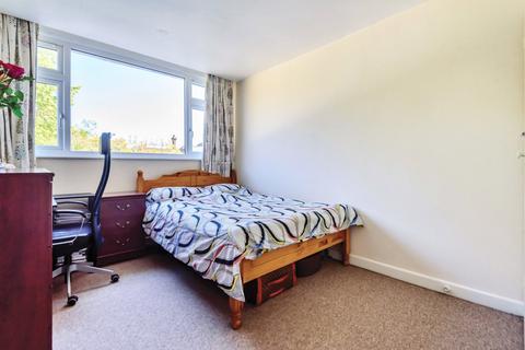 3 bedroom maisonette for sale, Winn Road, Southampton, Hampshire, SO17