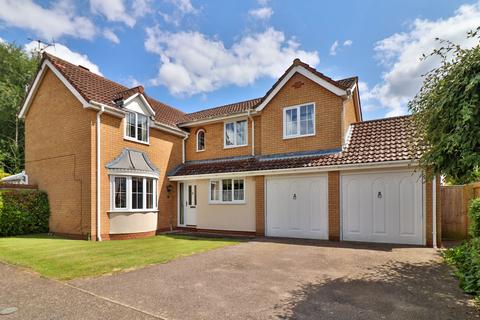 4 bedroom detached house for sale, Jordayn Rise, Hadleigh, IP7