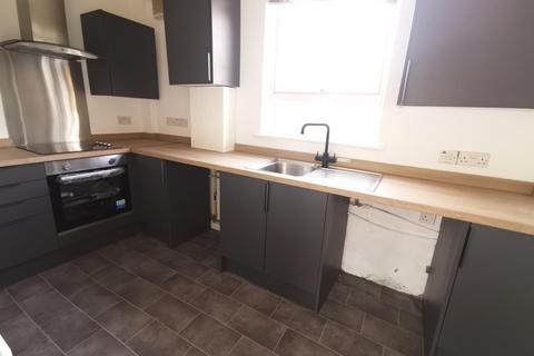 2 bedroom terraced house to rent, Fossway, Byker, Newcastle upon Tyne, NE6