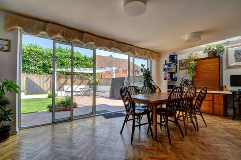 24 Marefield Road, Marlow, SL7 2QE