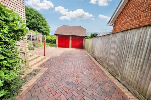 4 bedroom detached house for sale, Blandford