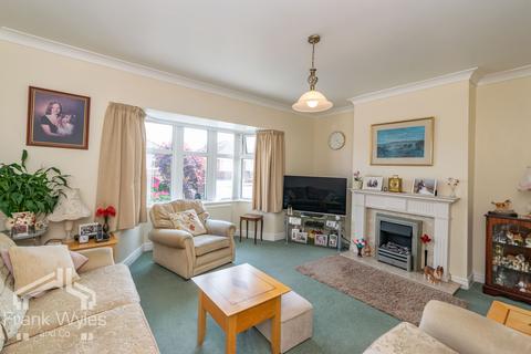 3 bedroom bungalow for sale, Warwick Road, Lytham St. Annes, Lancashire