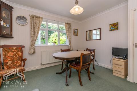 3 bedroom bungalow for sale, Warwick Road, Lytham St. Annes, Lancashire