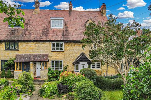 3 bedroom terraced house for sale, Main Street, Willersey, Broadway, Worcestershire. WR12 7PJ