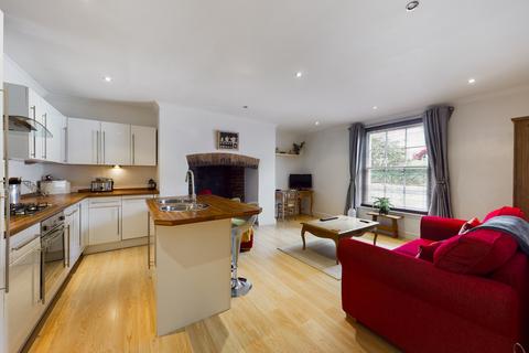 1 bedroom flat to rent, Pittville Lawn, Cheltenham, Gloucesteshire, GL52