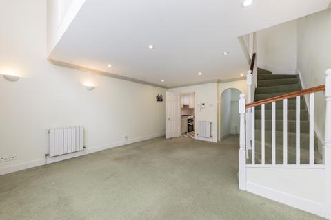 2 bedroom end of terrace house for sale, Charlotte Place, London, SW1V