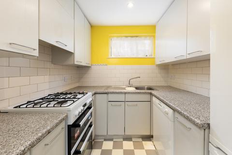 2 bedroom end of terrace house for sale, Charlotte Place, London, SW1V