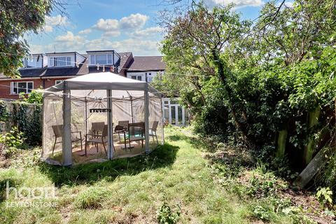 3 bedroom terraced house for sale, Fladgate Road, London