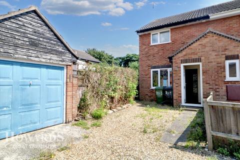 2 bedroom semi-detached house for sale, Sweetacres, Hemsby