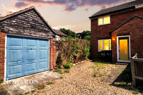 2 bedroom semi-detached house for sale, Sweetacres, Hemsby