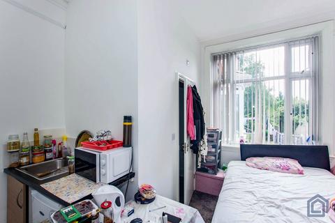 378 Gillott Road, Birmingham, B16 0RS