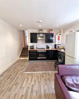 2 bedroom flat for sale, LUTON, LU2