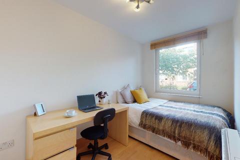 2 bedroom flat to rent, Wingate Road, London W6