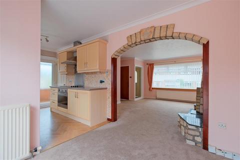 3 bedroom semi-detached house for sale, Saltire Crescent, Larkhall