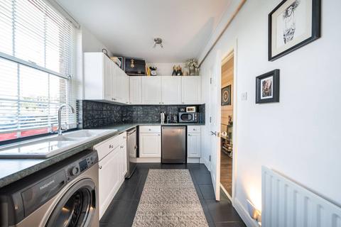 6 Burlington Lane, London, W4 2QE