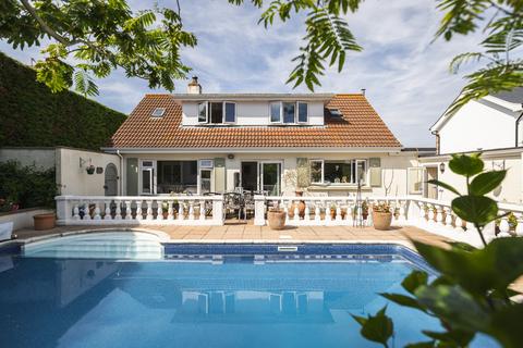 4 bedroom detached house for sale, La Rue Du Becquet Vincent, Trinity, Jersey