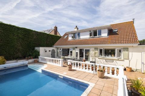 4 bedroom detached house for sale, La Rue Du Becquet Vincent, Trinity, Jersey