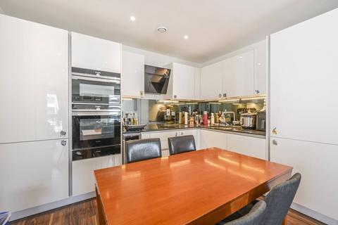 2 bedroom flat for sale, New Drum Street, Aldgate, London, E1