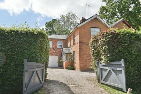 4 bedroom semi-detached house for sale, Newbury RG20