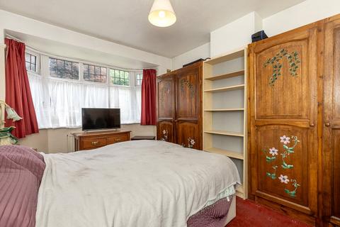 91 Winifred Road, Coulsdon, CR5 3JG