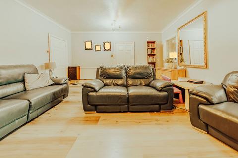 56c Cecil Road, Walthamstow, London, E17 5DJ