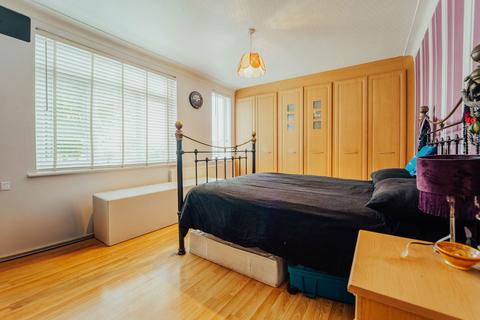56c Cecil Road, Walthamstow, London, E17 5DJ