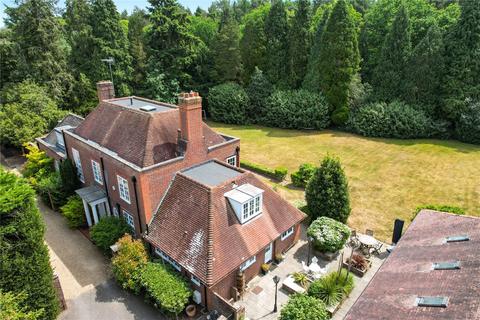 undefined, Burwood Road, Walton-On-Thames, KT12