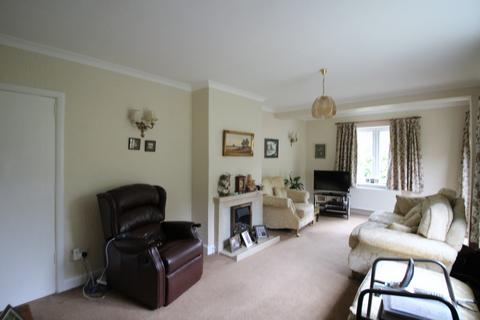 3 bedroom detached house for sale, Russell Road, Kidderminster, DY10